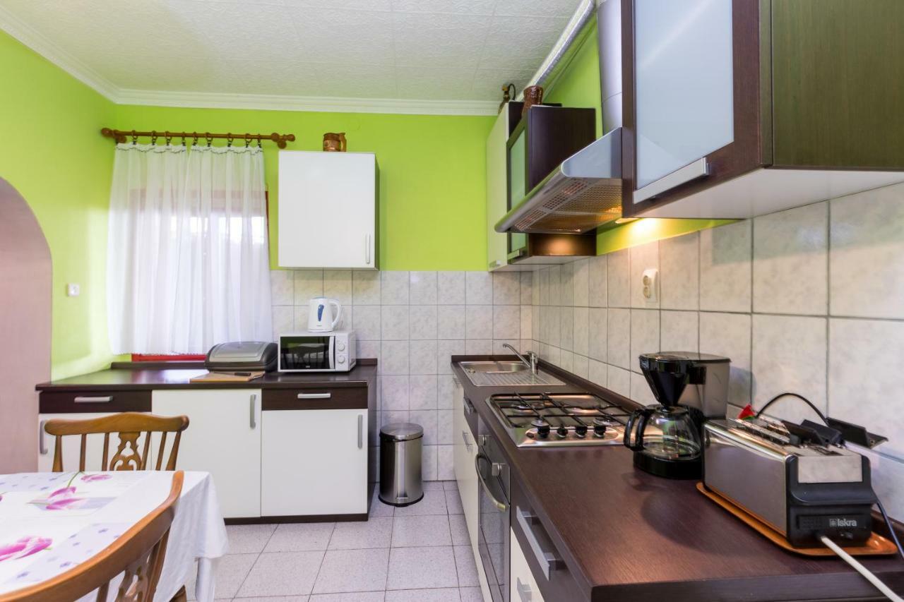 Apartments Toni With Free Parking Kaštela 外观 照片